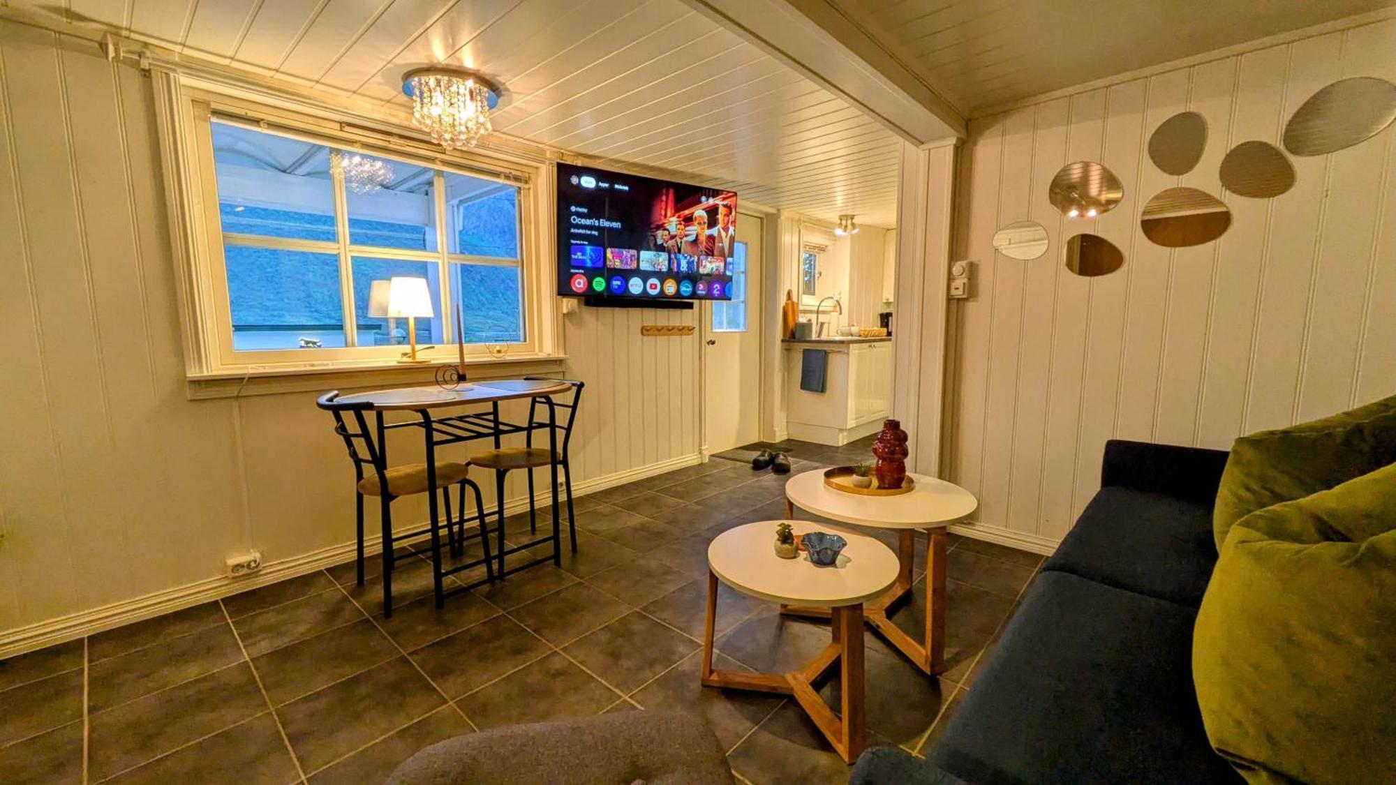 Exclusive And Cosy! Sea And Mountian View - Superfast Wifi, Washer And More Included Sortland Εξωτερικό φωτογραφία